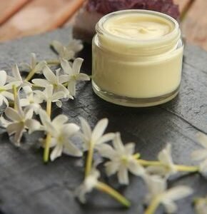 Mascarilla Te Verde Y Sándalo